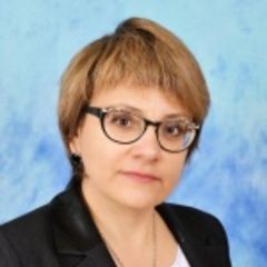 Сальникова Лариса